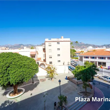 Апартаменти Plaza Marina Living By Casasol Нерха